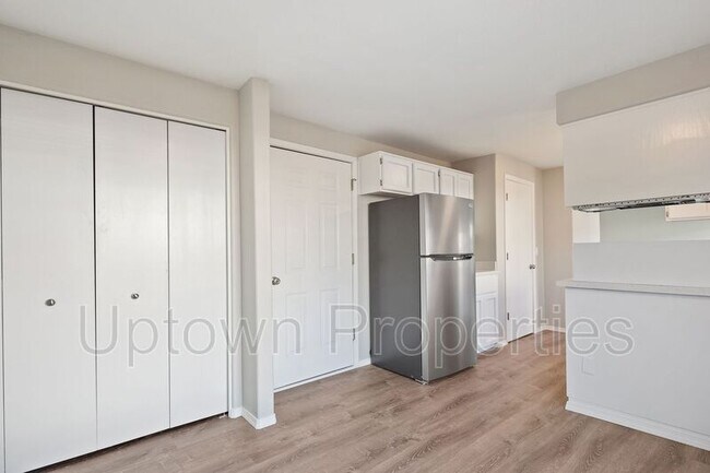 Building Photo - 978 SW 208th Pl