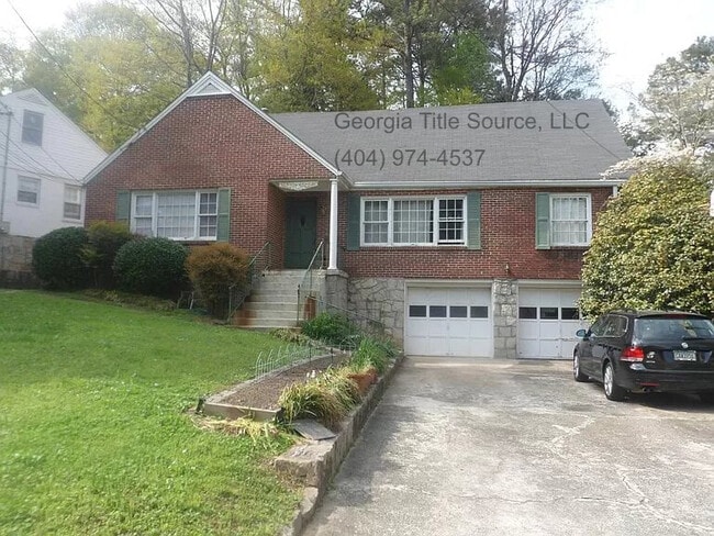 Building Photo - 227 Garden Ln