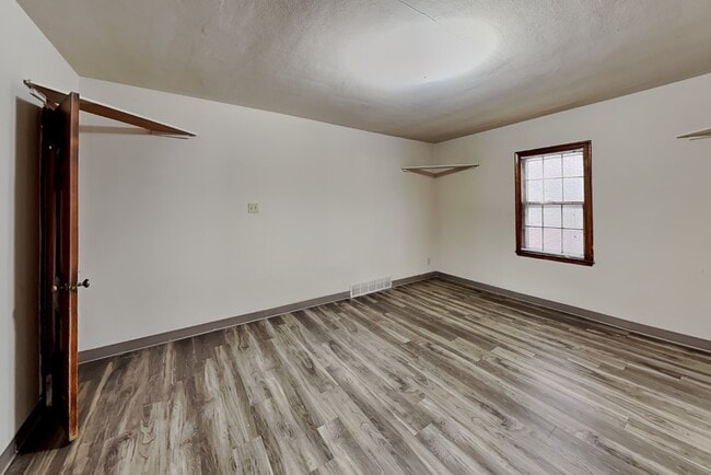 Building Photo - 207 Stanton Ave