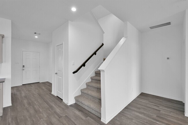 Building Photo - 12822 Water Dive Ct