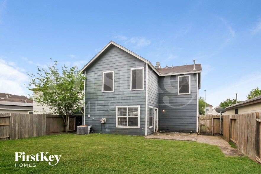 Building Photo - 8115 Villandry Ln