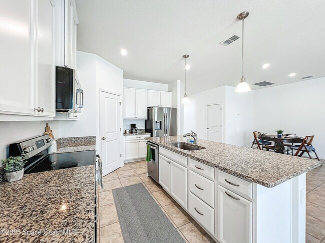 Building Photo - 4213 Keeson Cir