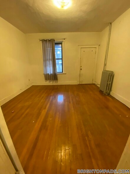 Building Photo - 17 Cummings Rd