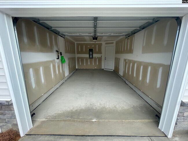 Building Photo - 269 Bangalore Wy