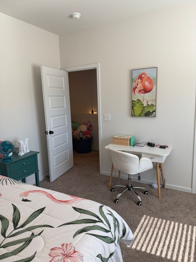 Building Photo - Ooltewah-Harbour Chase Community