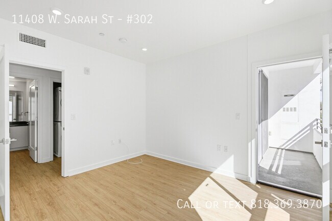 Building Photo - 11408 W Sarah St