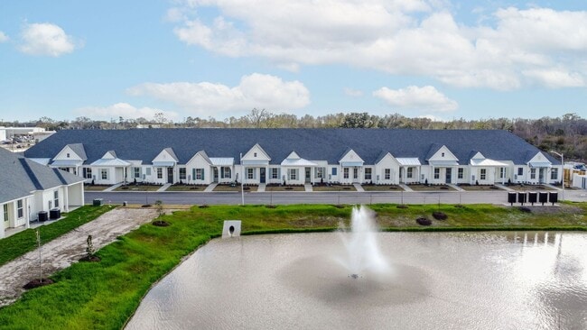 Building Photo - Brand New Single Story Townhome in Gated Community