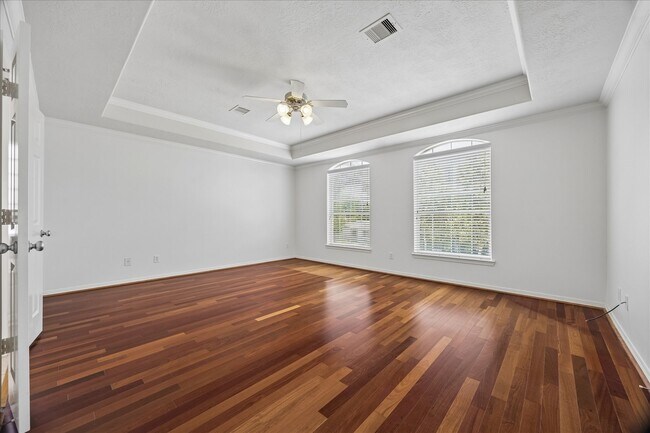 Building Photo - 7608 Janak Dr