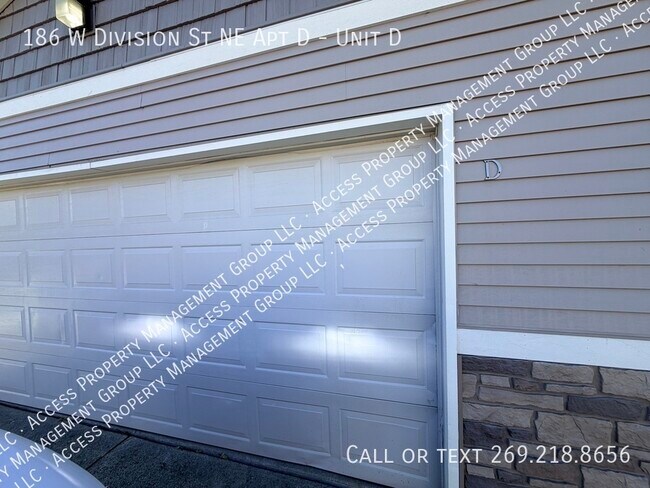 Building Photo - 186 W Division St NE