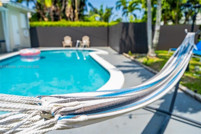 Building Photo - 437 NE 107th St