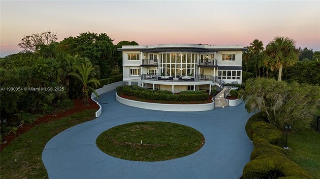 Building Photo - 2827 S Indian River Dr