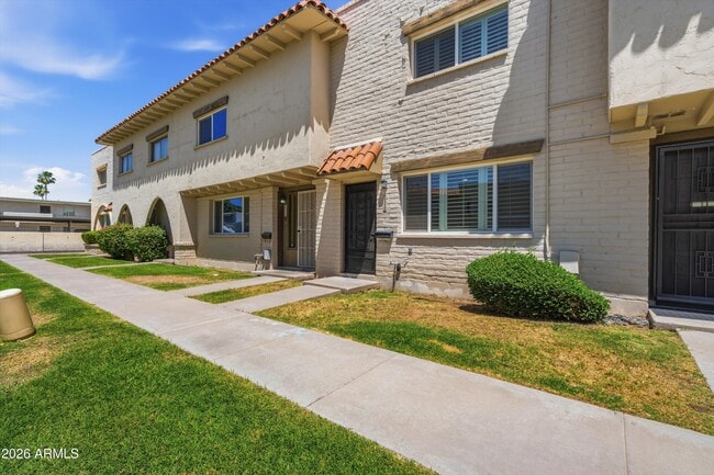 Building Photo - 6833 E Osborn Rd