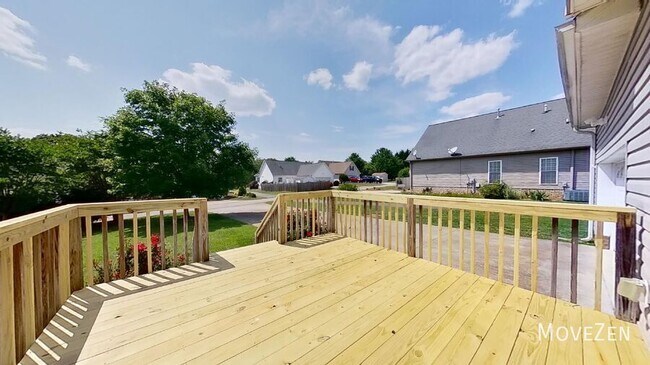 Building Photo - 5808 Chesridge Ln