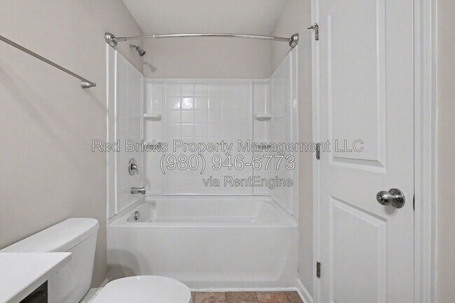 Building Photo - 10448 Benfield Rd