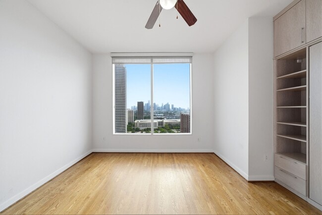 Building Photo - 3333 Allen Pkwy