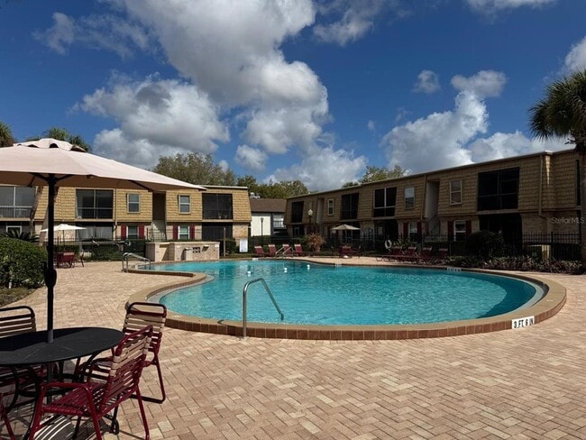 Building Photo - 200 St Andrews Blvd