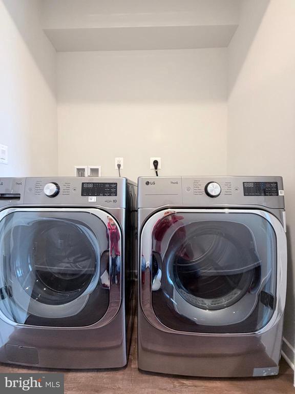 Building Photo - 11924 Caravelle Lp