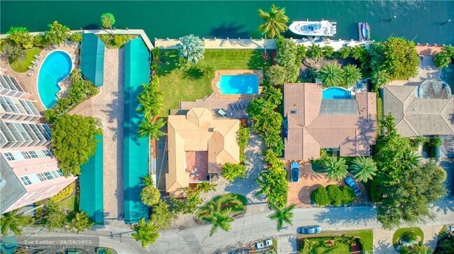 Building Photo - 314 Isle of Capri Dr