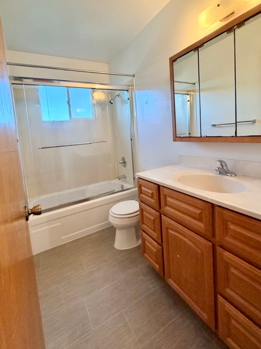 Bathroom - 3424 Yosemite Ave