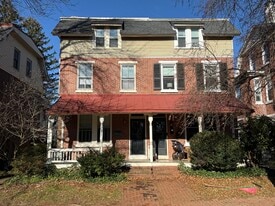 Building Photo - 239 Dean St