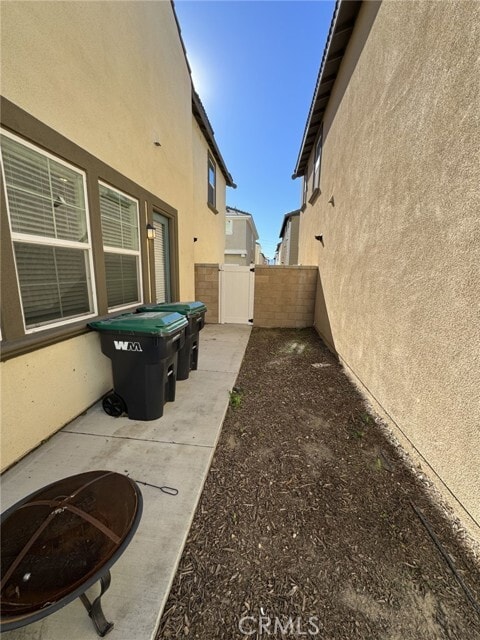 Building Photo - 6069 Sendero Ave
