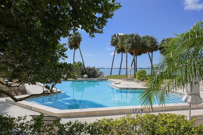 Building Photo - 888 Blvd of the Arts