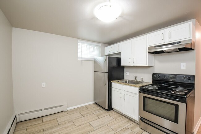 Building Photo - 1031 Ammons St
