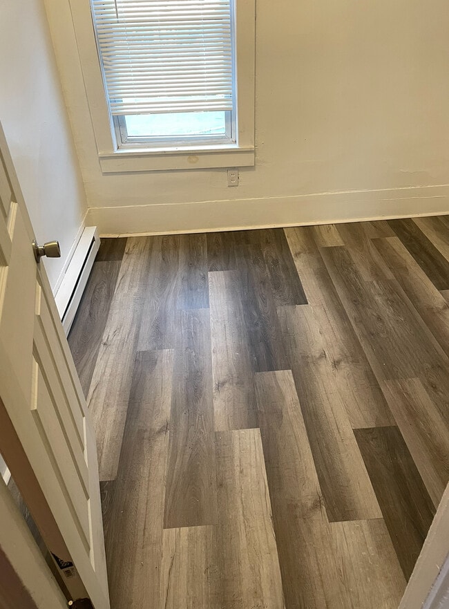 Building Photo - 78 S Fuller St Ext