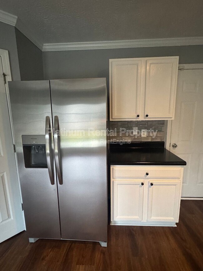 Building Photo - 1780 Campbell Ives Ct SW