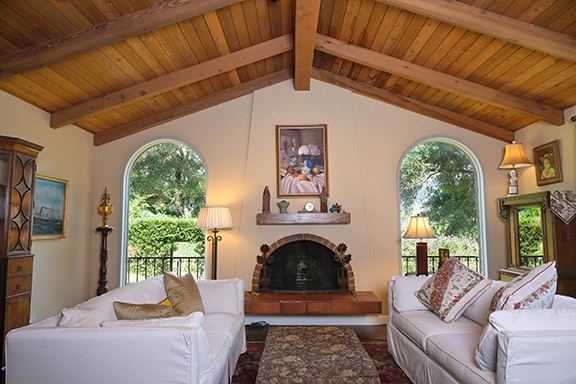 Building Photo - 4449 Vieja Dr