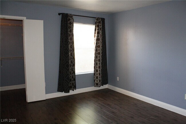 Building Photo - 2300 E Silverado Ranch Blvd