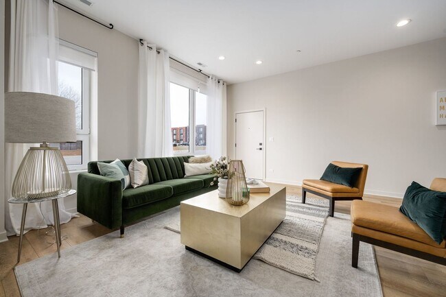 Building Photo - 284 Stonington Dr