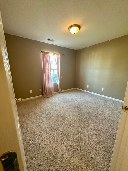 Building Photo - 5068 Scotch Pine Ave