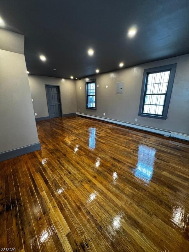 Building Photo - 50 Stuyvesant Ave.