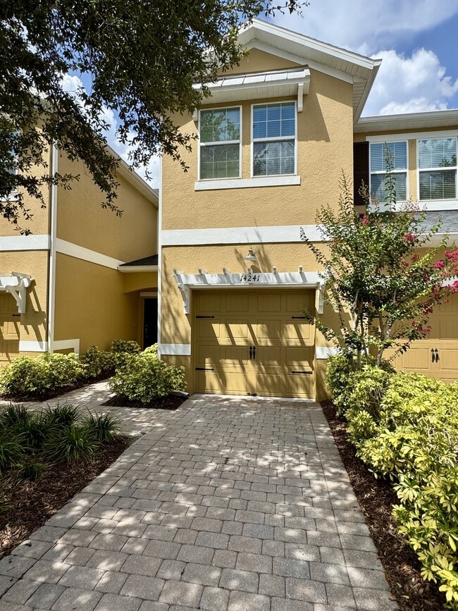 Building Photo - 14241 Oasis Cove Boulevard