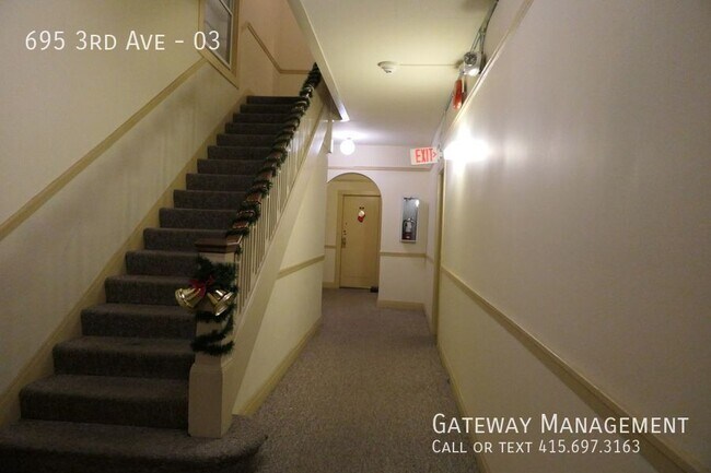 Building Photo - 695 3rd Ave