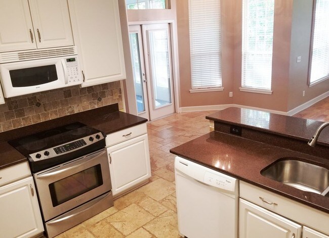 Building Photo - LEASE PENDING  8708 Castaway Cove Ct.