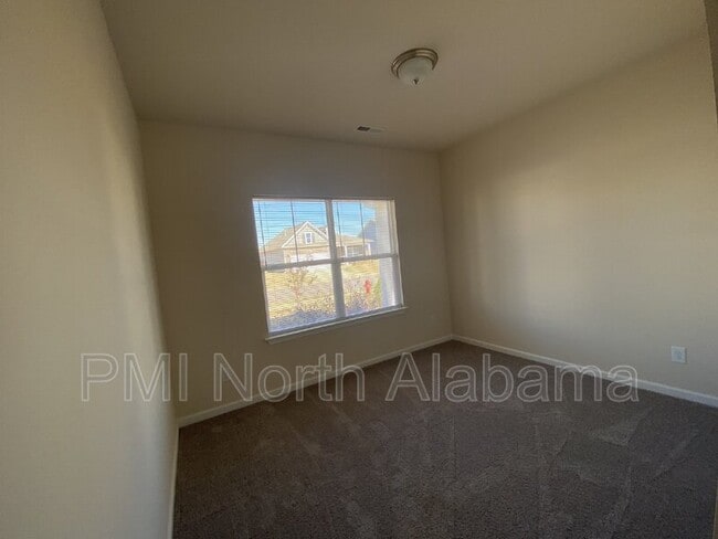 Building Photo - 13027 Lantern Pointe Wy
