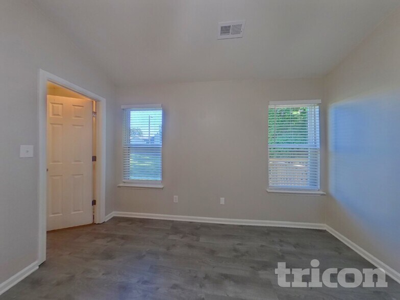 Building Photo - 2019 Slater Springs Dr