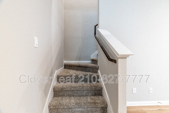 Building Photo - 8339 Runner Rdg