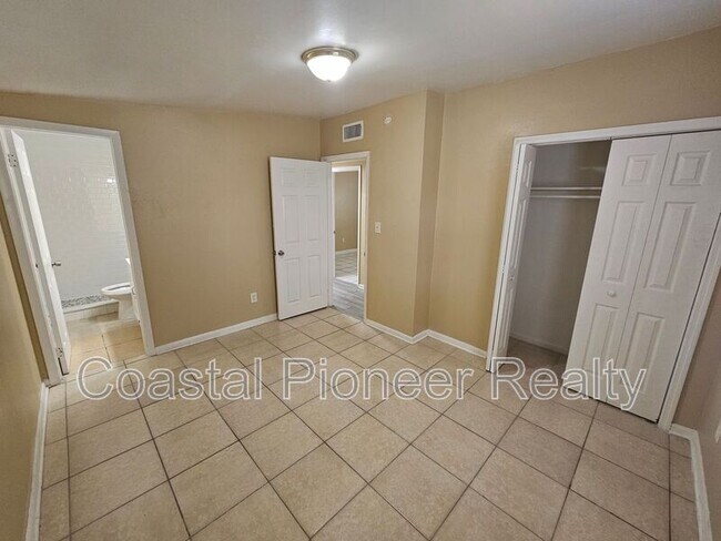 Building Photo - 4431 Atwater Dr