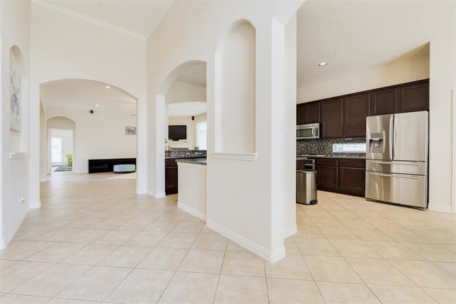 Building Photo - 24918 Azalea Ranch Dr
