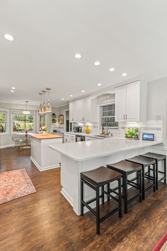 Building Photo - 4BR Golf Course Home in Bermuda Run with EV Charger