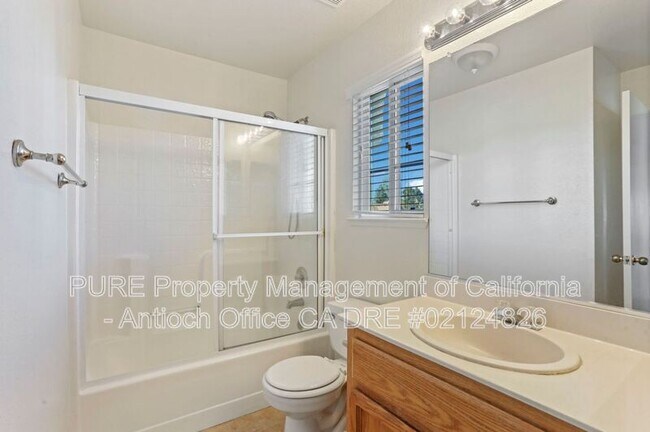 Building Photo - 1100 Twinbridge Ct