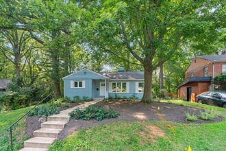 Building Photo - 3BR/4BA - Silver Spring Rambler on Quiet Cul-de-Sac Near Sligo Creek Park