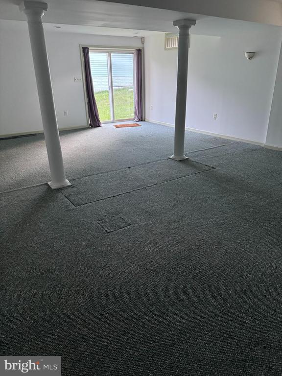 Building Photo - 6564 Meadowfield Ct