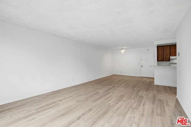 Building Photo - 7742 Redlands St