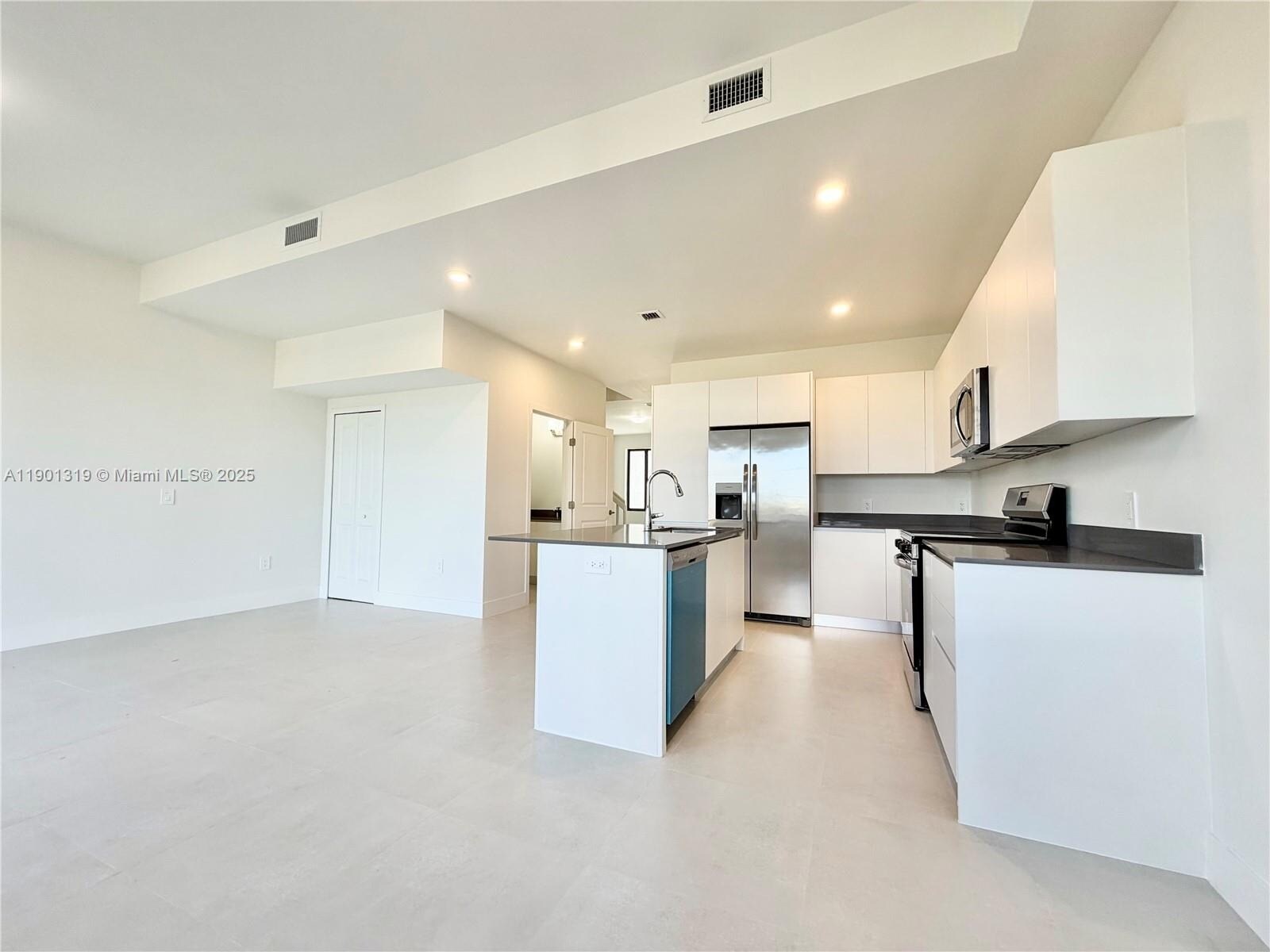 Building Photo - 19113 SW 344th Ter