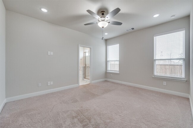 Building Photo - 10995 Downy Cup Dr