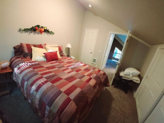 Building Photo - Fully Furnished McCall Mountain Home Near Downtown & Payette Lake